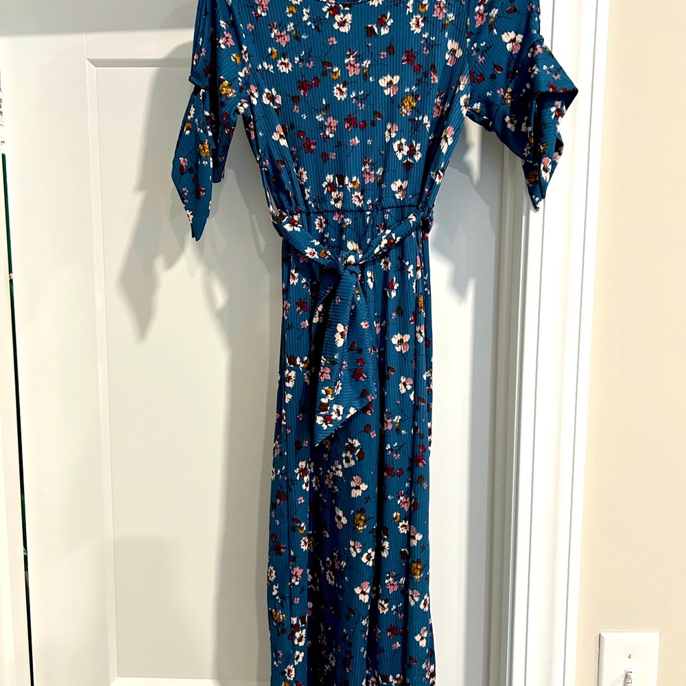 Girls Rare Edition size 8 Jumper